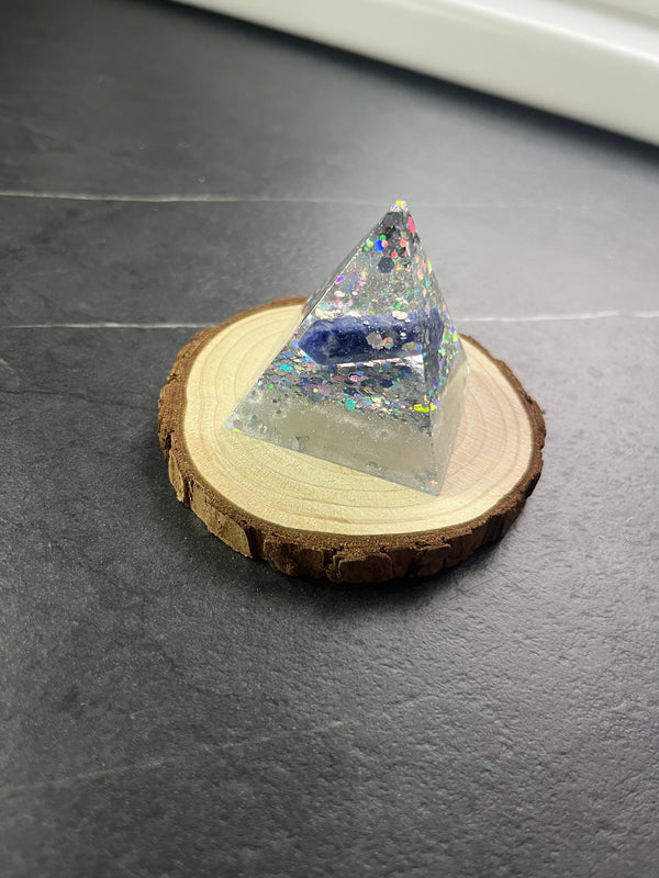 Pyramide avec sodalite